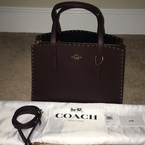 charlie carryall with rivets